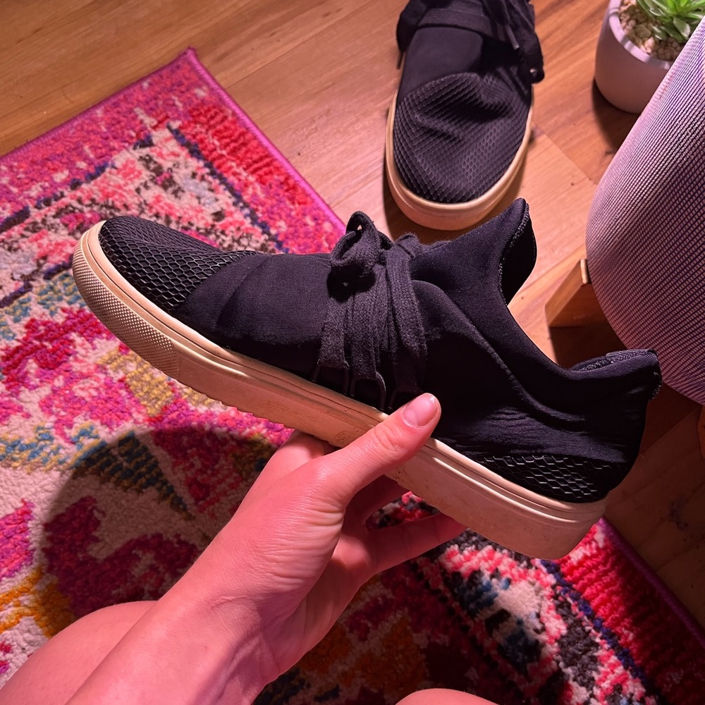 Steve madden wrap slip ons